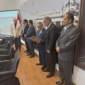 la fiesta del agua ArteRedPeruana Los Sin Agua Lima Peru 17