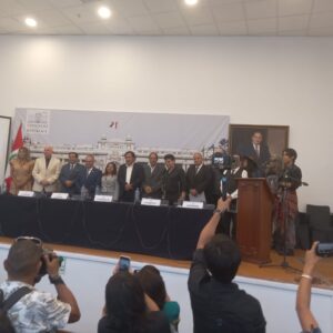 la fiesta del agua ArteRedPeruana Los Sin Agua Lima Peru 21